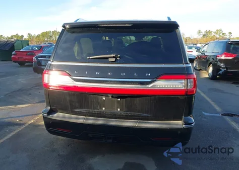 2018 Lincoln Navigator L Select z USA, uszkodzony, nr VIN 5LMJJ3JT4JEL13710
